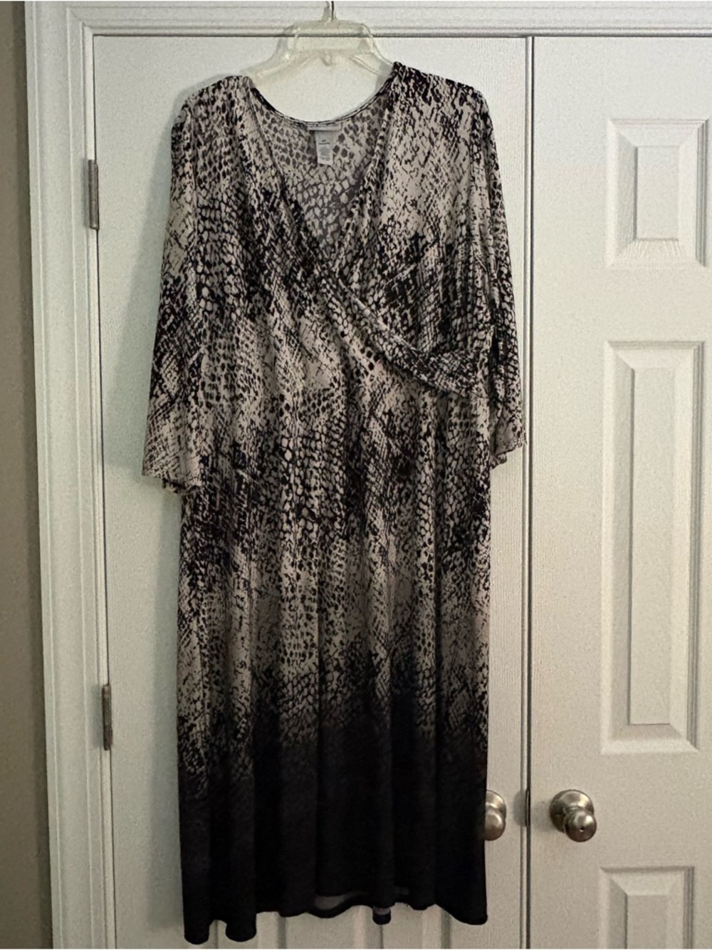 Catherines Plus Dress Black & White Animal Print V-Neck Midi Stretch 2X 22/24W